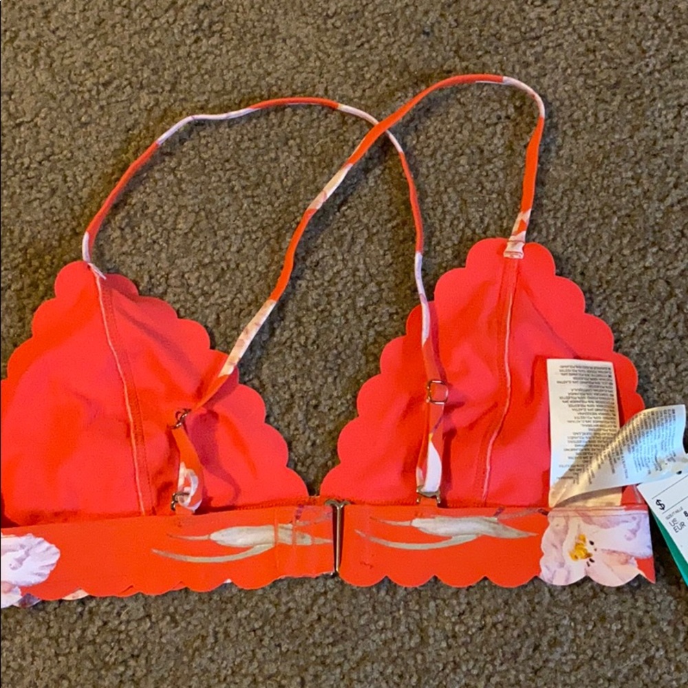 NWT Floral Swim Top - Picture 2 of 2